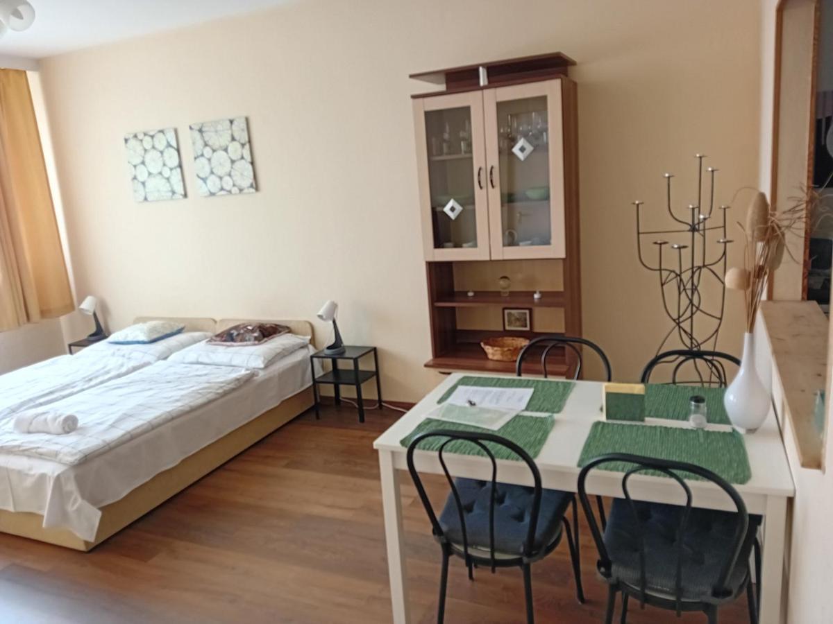Green Belt Apartmann Budapest Bagian luar foto